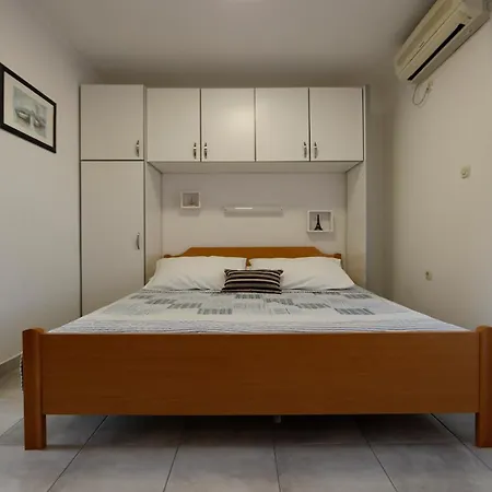 Appartamento With Parking Space Lopar, Rab - 22674 Lopar