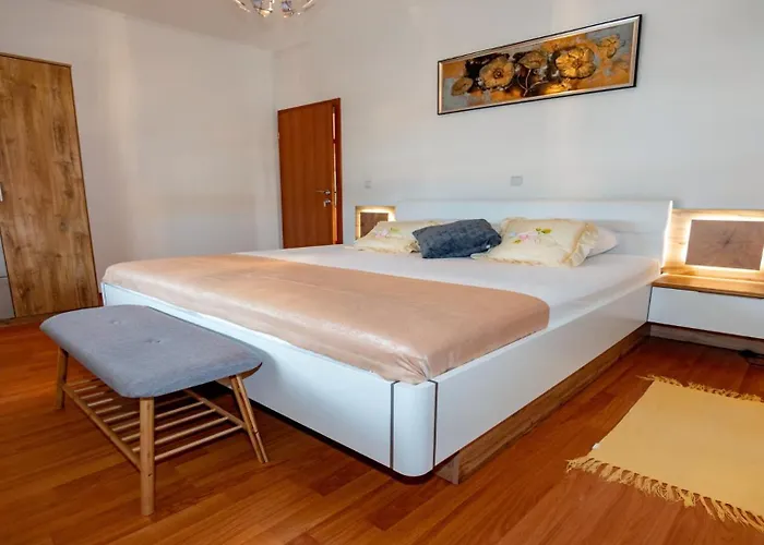 With Parking Space Lopar, Rab - 22674 Апартаменты Лопар