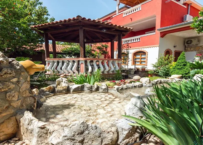 With Parking Space Lopar, Rab - 22674 Апартаменты Лопар
